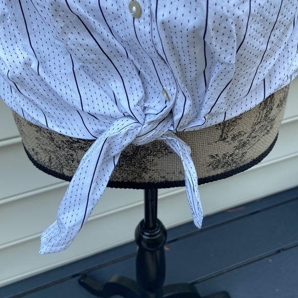 A new day tie front sleeveless button down shirt nwt - Picture 3 of 5